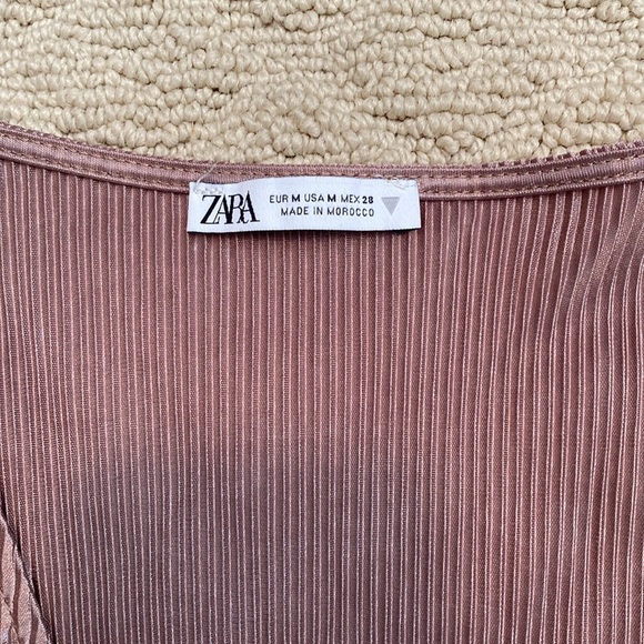 Zara Women's Medium Taupe Wrap Cropped Long Sleeve Top - Picture 2 of 7